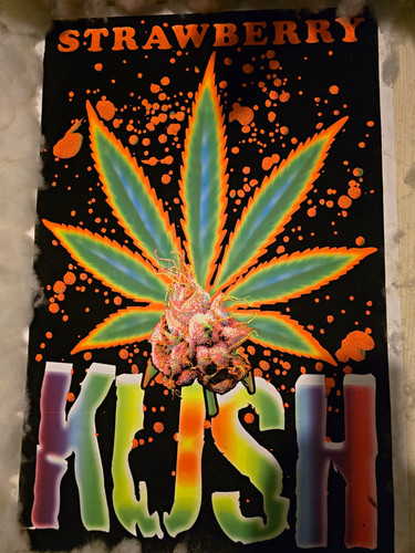 Strawberry kush - strawberry,